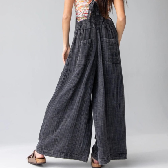 Free People Women's Dakota Cotton Tie Overall -  Black - Medium - Gently Worn - Picture 3 of 6